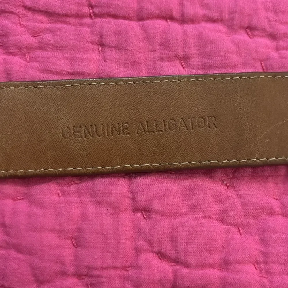 N/A luxurious alligator